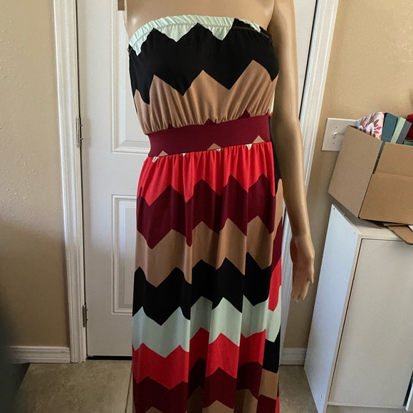 Charlotte Russe Dresses & Skirts - Long strapless/tube top dress